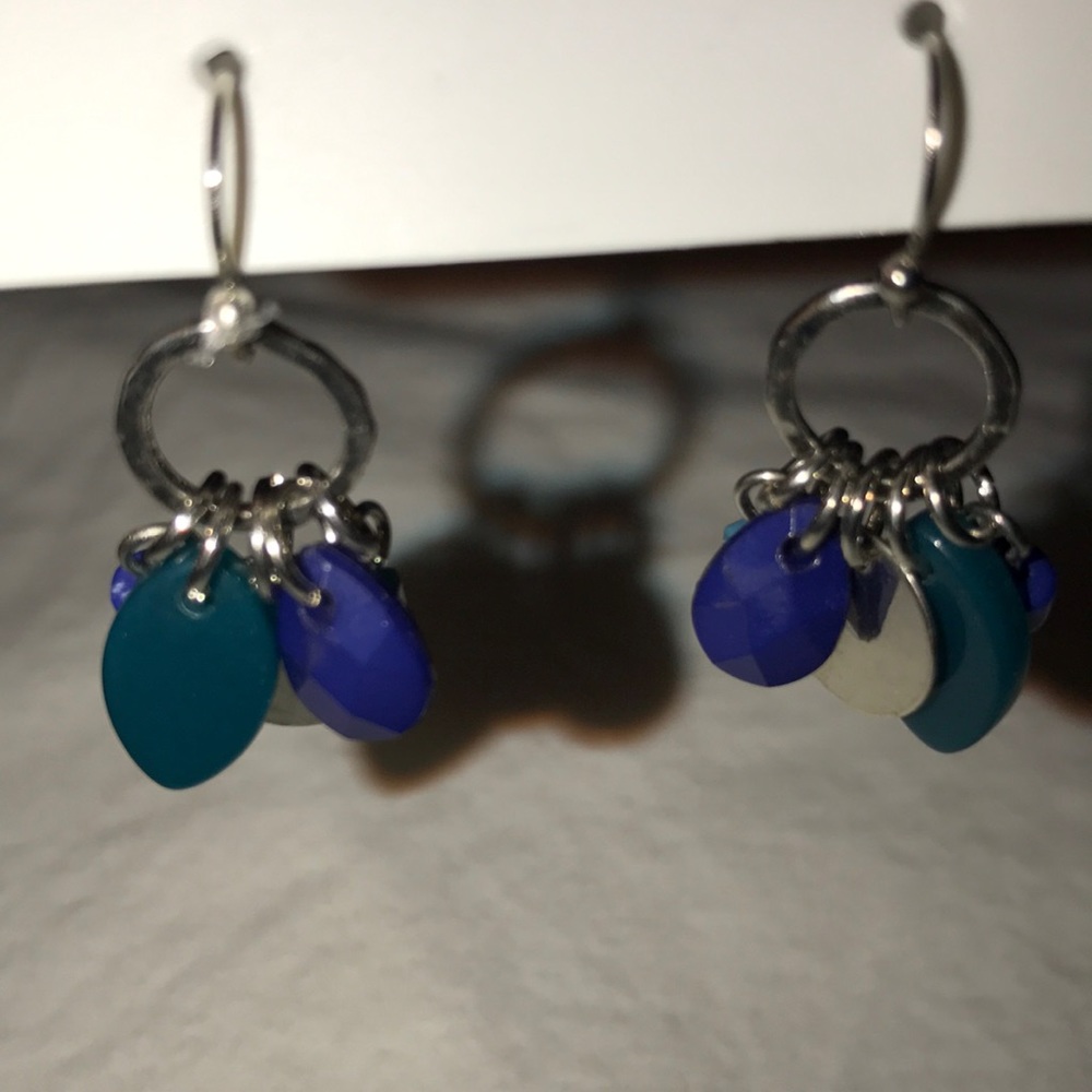 Loft earrings - Picture 4 of 4
